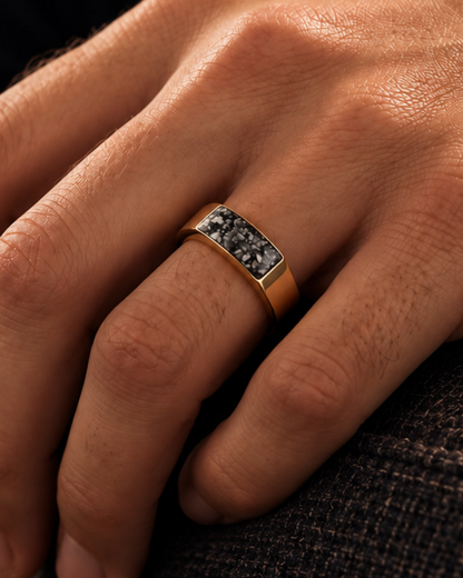 Signet Ring